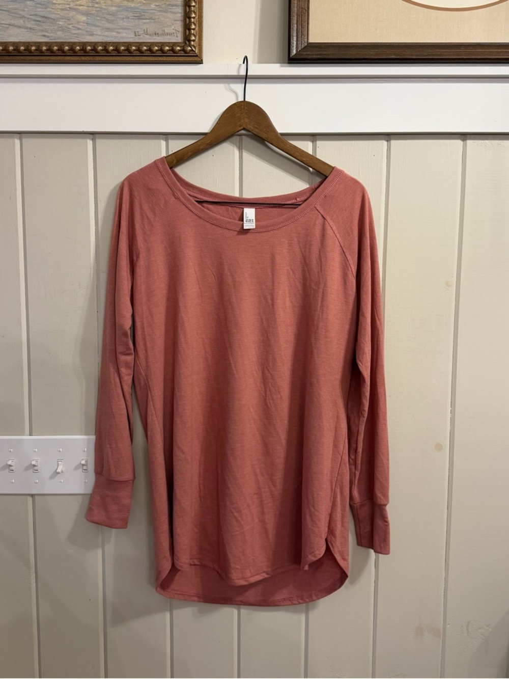 NWOT Hotworx Long Sleeve Women's Tee in Dusty Rose, Size XL